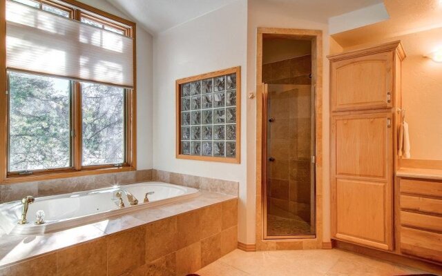 Highlands Ridge Retreat By Pinnacle Lodging