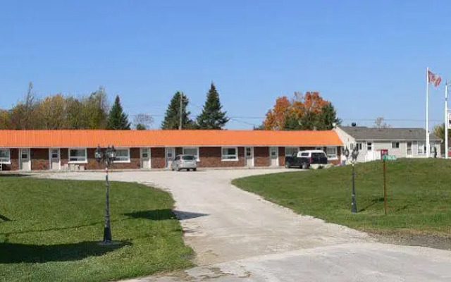 Springmount Motel