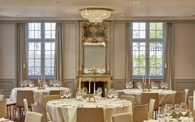 La Couronne Hotel Restaurant