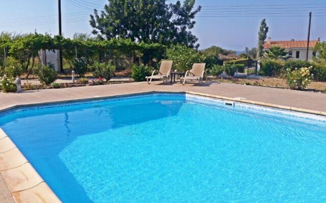 Eliofos Luxury Villa