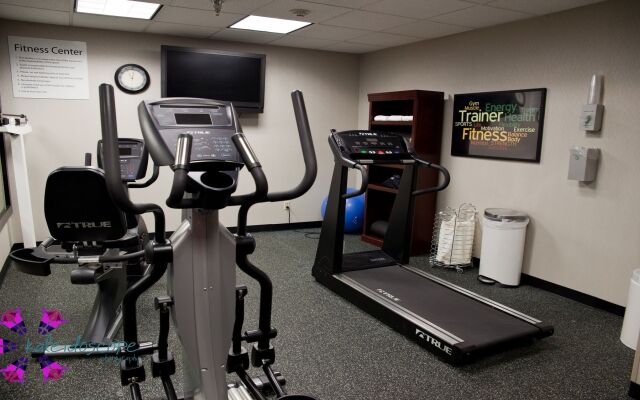 Holiday Inn Express And Suites Kimball by IHG