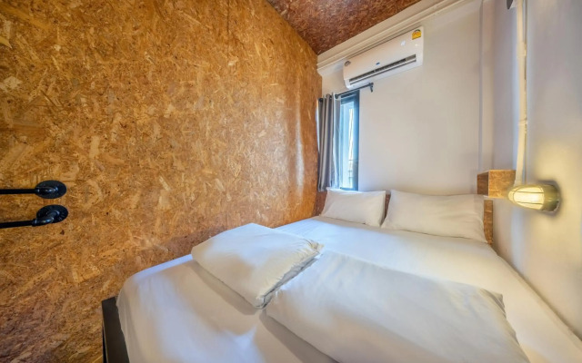 Pho Hostel