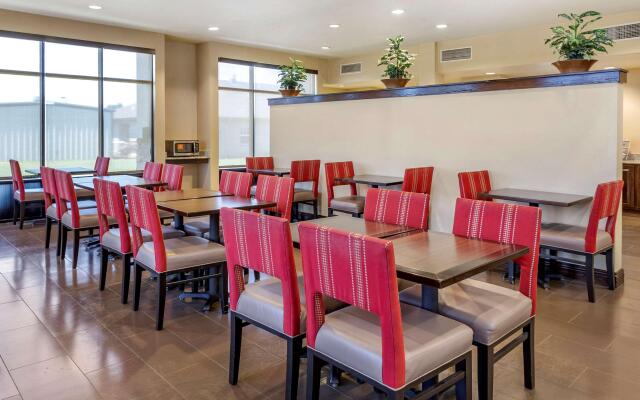 Comfort Suites Jonesboro University Area