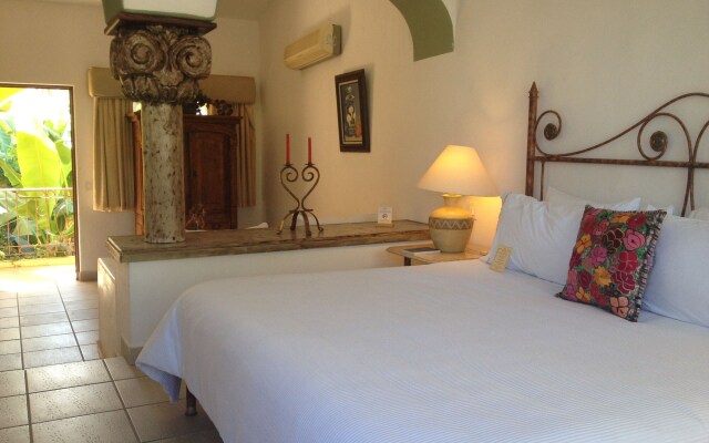 El Encanto Inn