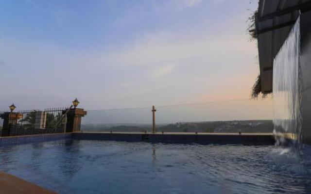 Hill Top Luxury Villa - 3 BHK || Infinity Pool