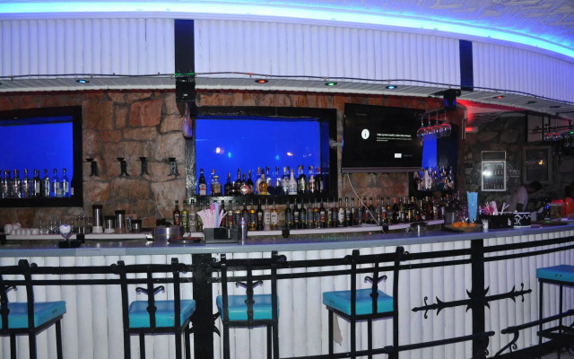 Club Aquarium Apart