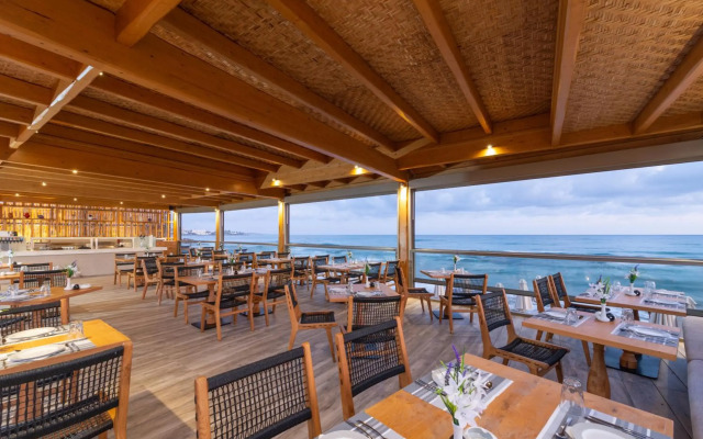 Cactus Beach Hotel