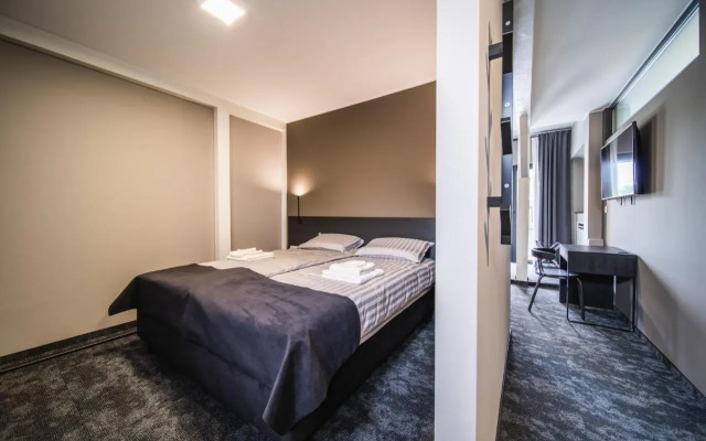 Rustica Rooms