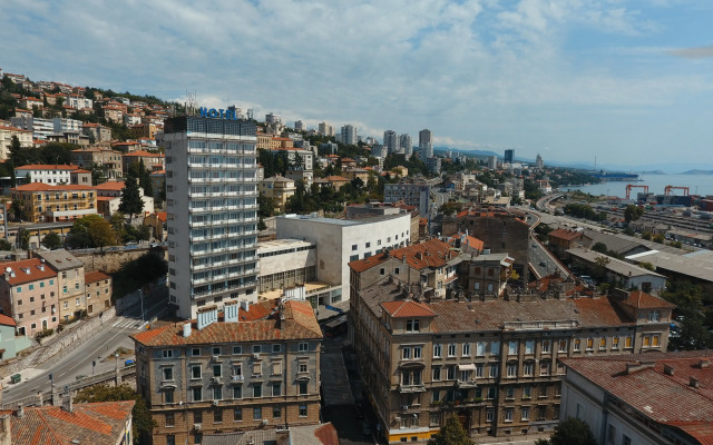 Hotel Neboder