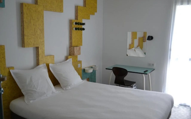 Greet Hotel Rennes Pace