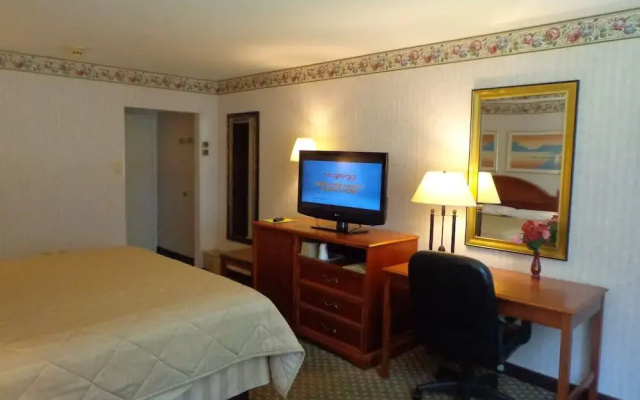 Rodeway Inn Milford  I84