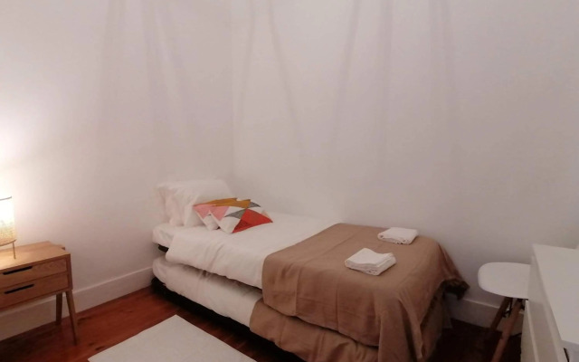 Stunning Apartment Marquês de Pombal