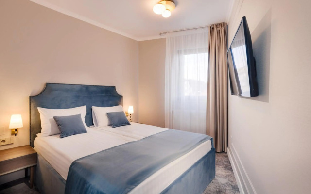 Hotel Meridian