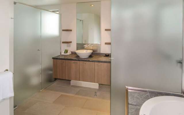 Luxury Private Apartments at Sea Temple