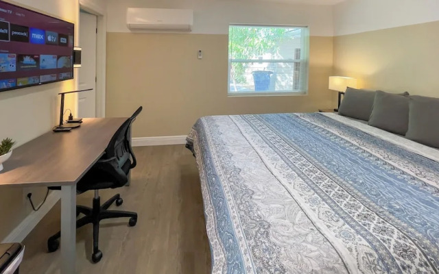 TriLuxe Inn & Studios