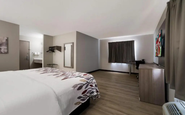Super 8 by Wyndham Marston