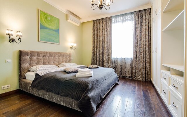 Premium Apartment Smolenskiy 22-10