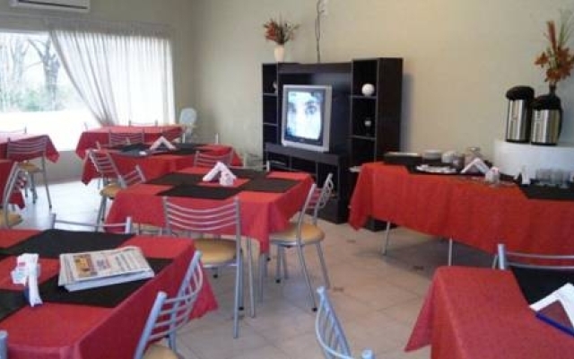 Brisas de Oro Hotel y Cabañas