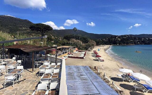 Appartement Le Lavandou, 1 pièce, 4 personnes - FR-1-251-68