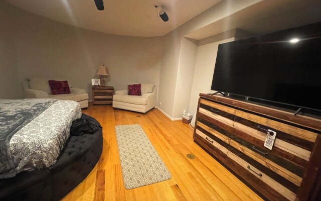 EURA near Houston Downtown