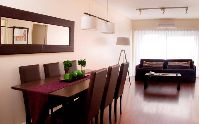 Sarmiento Suites Aparthotel