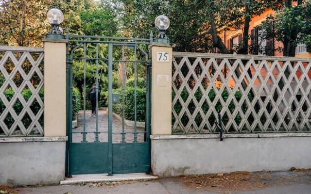 Lovely Renovated Flat/4guests/exclusive Location!