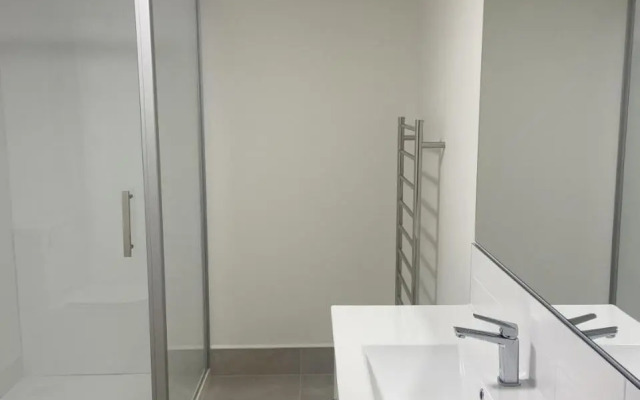 Nice And Tidy 3 Bedrooms Apartment, Free Parking