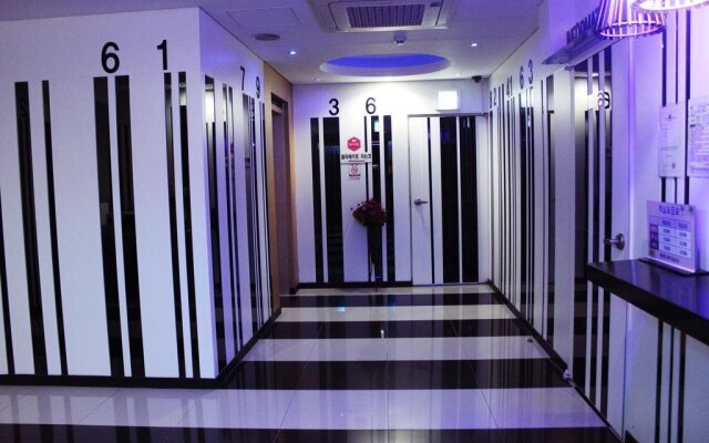 Yangsan Show Hotel