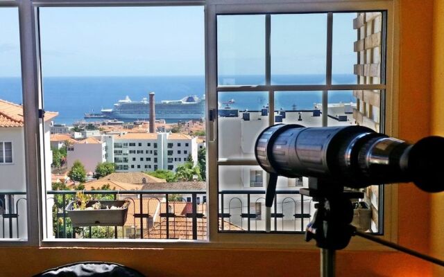 Top Floor with terrace in Funchal