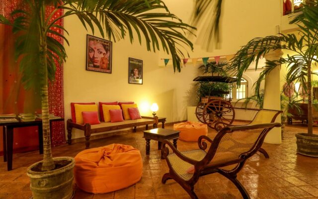 Mango House