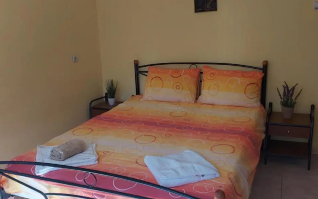 Viktoria House