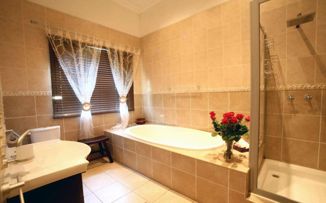 Summer Garden Guest House and Self Catering Apartments