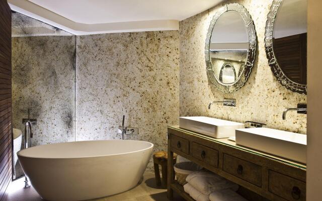 Claris Hotel & Spa 5GL, a Small Luxury Hotels of the World