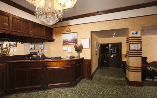 Eviston House Hotel