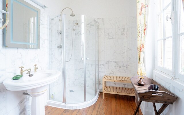 Château Belle Epoque - Chambres d'Hôtes & Gîtes