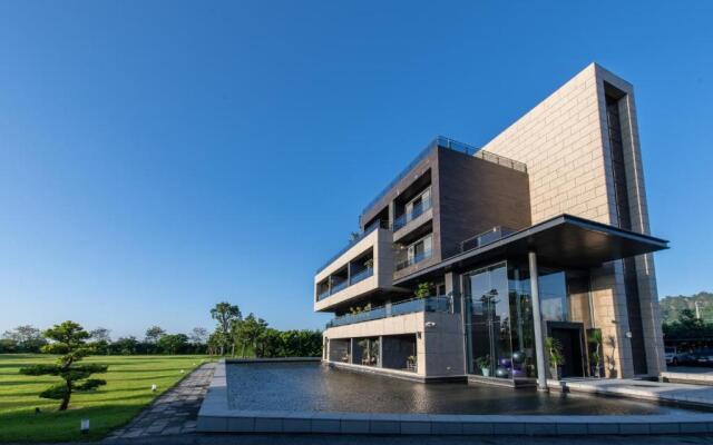 Tan Villa