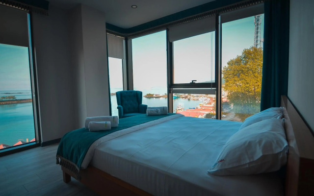 Marina Green Residence & Hotel