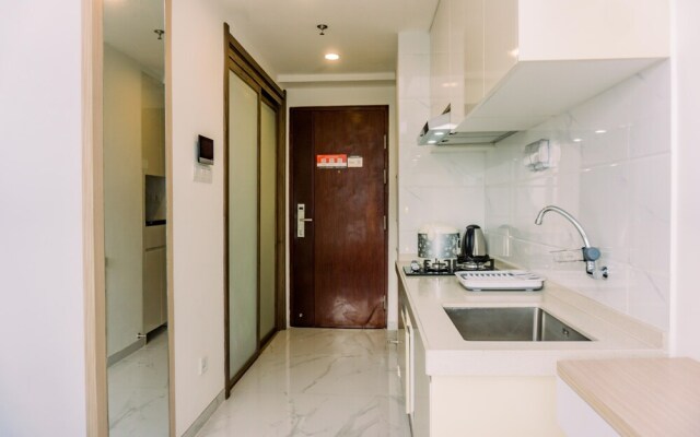 Well Furnished And Comfy Studio Sky House Bsd Apartment