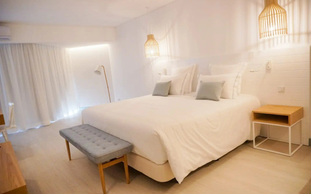 Malibu Foz Hotel - La Maison Younan