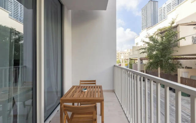 Luma Studio in Jumeirah Village Circle