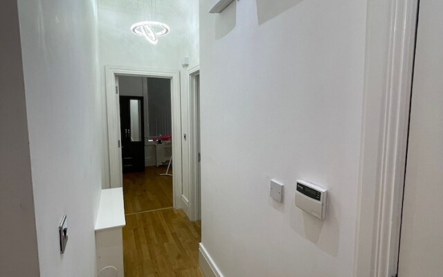 Charming 1-bed Apartment in Wolverhampton