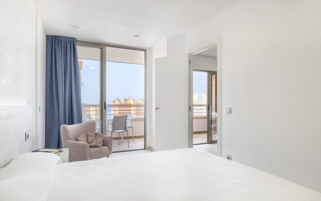 Aparthotel BCL Levante Lux