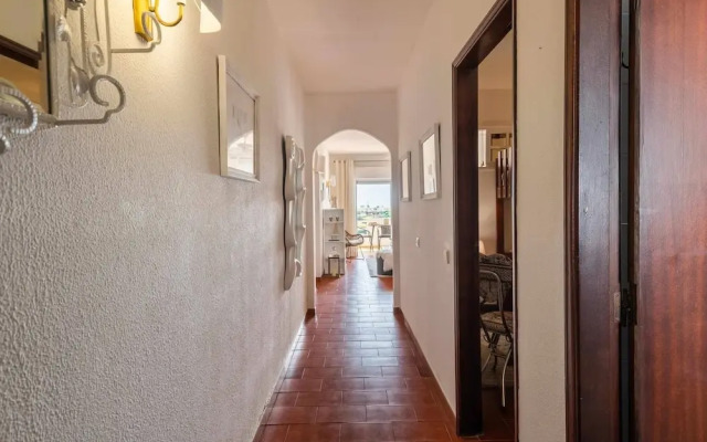 Sea View Central Town 2 Bedroom Apartment