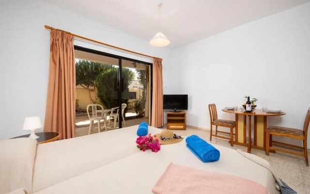 Tavros Hotel Apartments