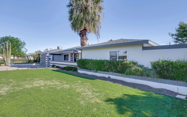 Updated Retreat w/ Private Pool in Scottsdale!
