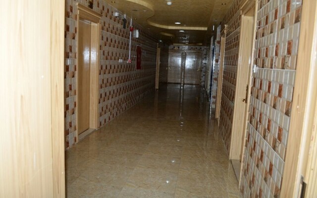 Omseyat Al Sharq Furnished Units 3
