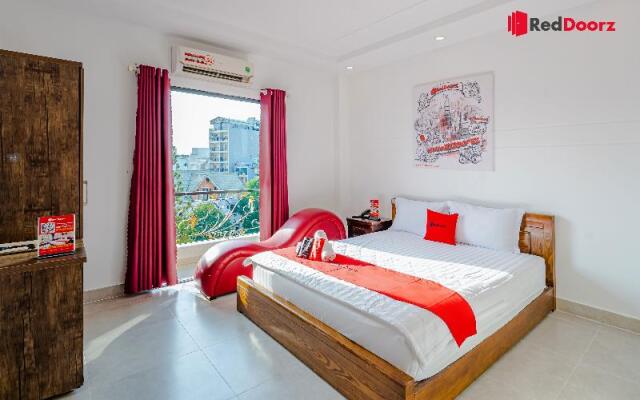 RedDoorz near Vincom Go Vap 2