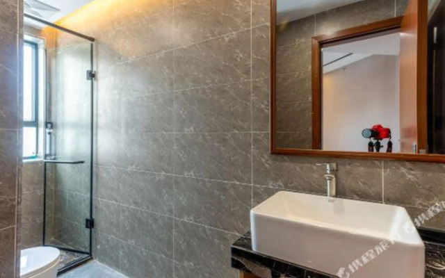 Youbo Four Seasons Apartment (Hengqin Ocean Kingdom Store)