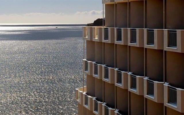 Hotel Rocce Rosse SPA and Residence