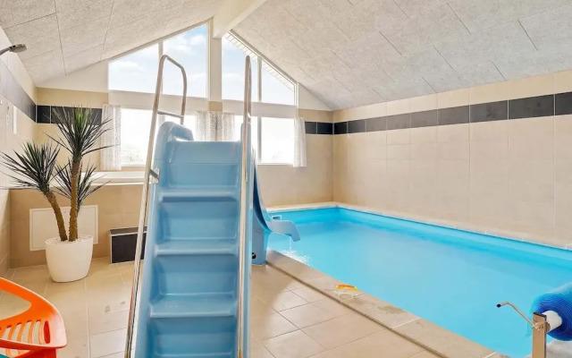 18 Person Holiday Home in Bogense